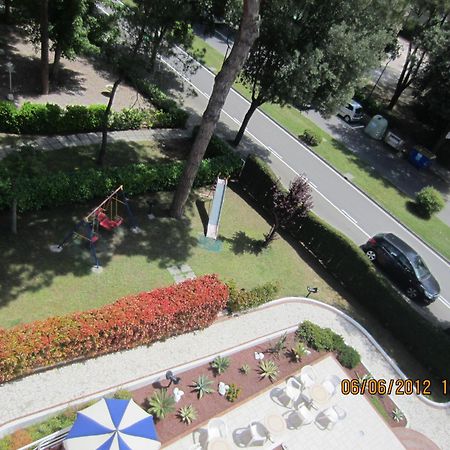 Hotel Ambassador Meuble لينانو سابيادورو المظهر الخارجي الصورة