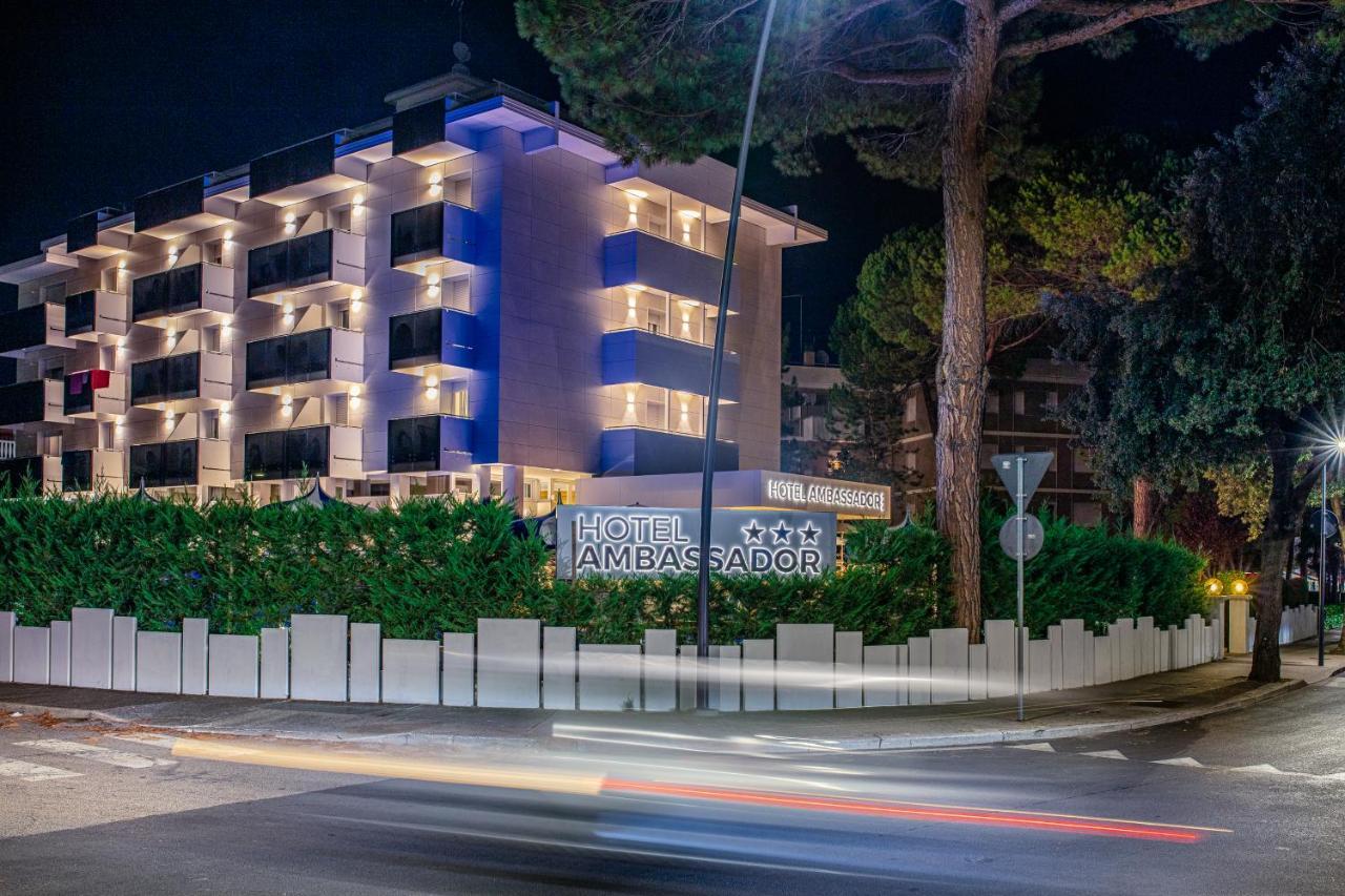 Hotel Ambassador Meuble لينانو سابيادورو المظهر الخارجي الصورة